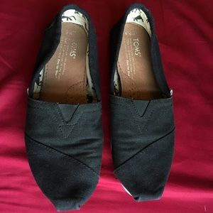 Toms shoes