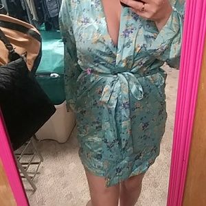 Victorias secret robe