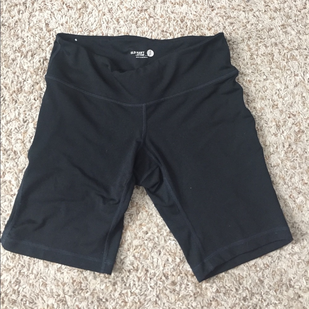 Old Navy Mid-thigh compression shorts