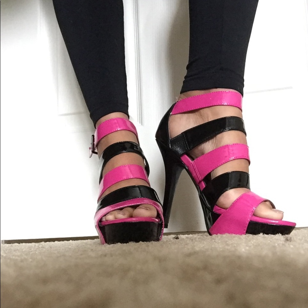 Guess heels
