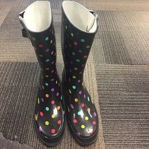 Rain boots size 9 Wide Calf
