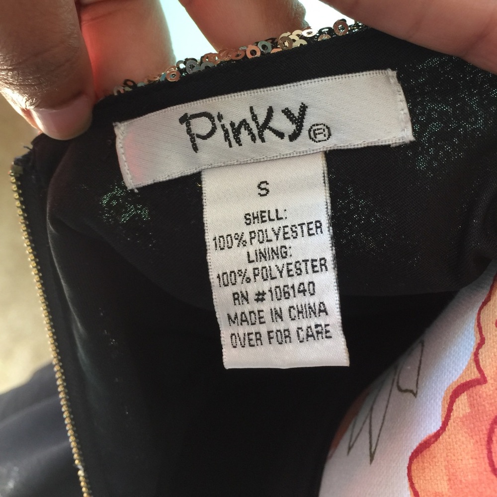 凌 Pinky sparkle dress: Size small - Picture 4 of 8