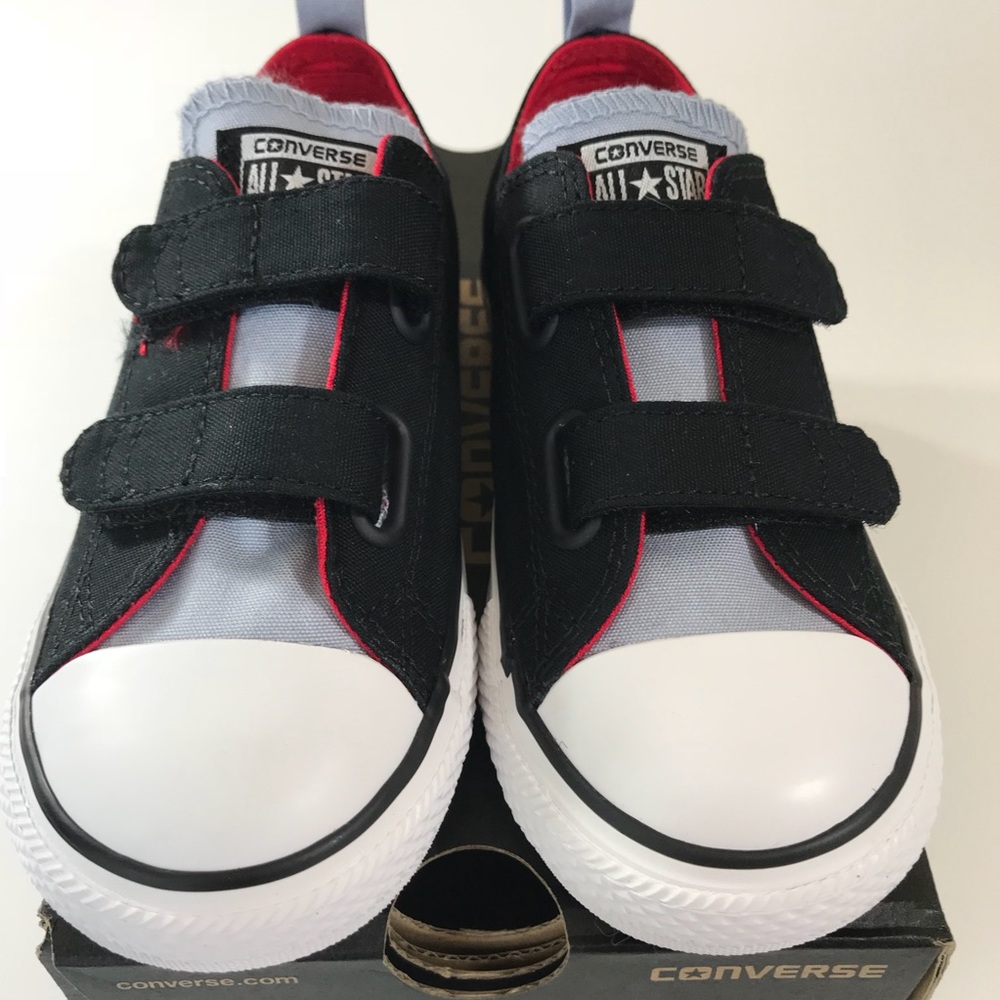 🆕Toddler Converse All-star. Velcro closure