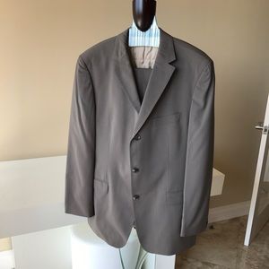 Hugo Boss men's suit