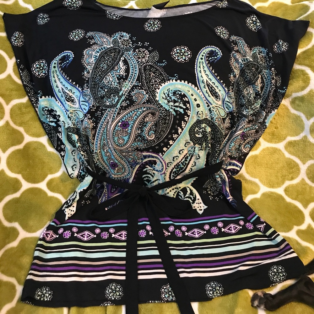 Wrapper Paisley Dress Shirt size Medium