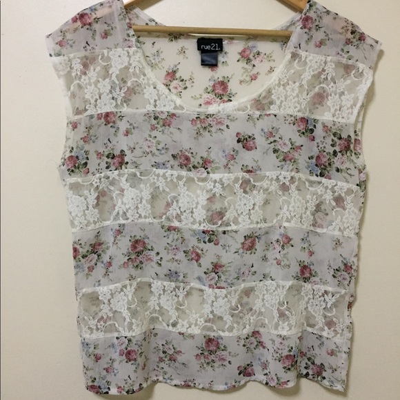Rue 21 Floral Blouse - Picture 1 of 3