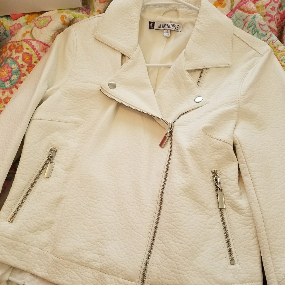 Jennifer Lopez faux soft leather coat size small