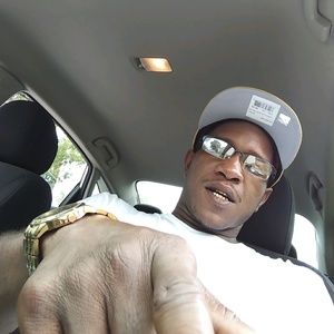 Meet your Posher, Melvin