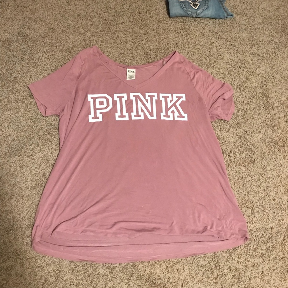 VICTORIA SECRET PINK T-SHIRT