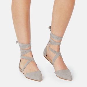 Amora JUSTFAB grey pointed ribbon ballet flats