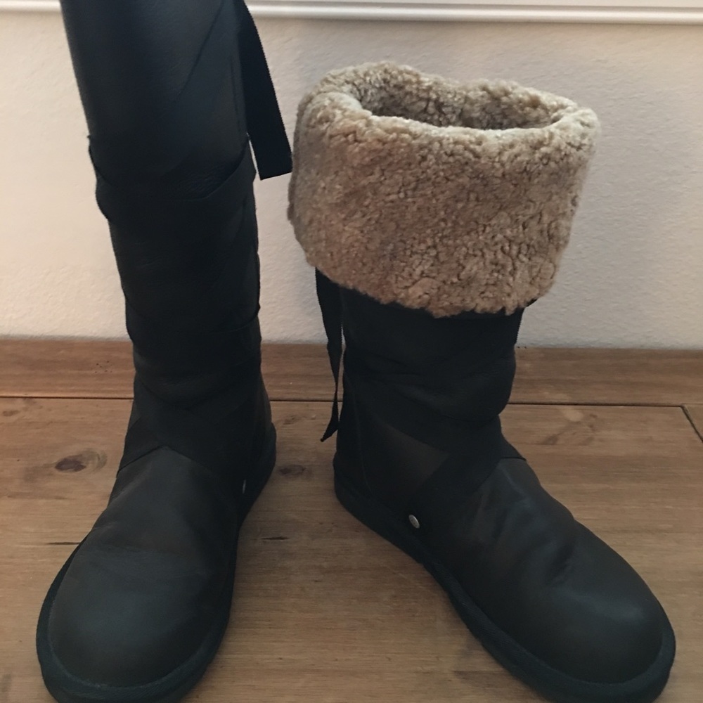 UGG Australia Rina Boots Women's Size 7 BLACK