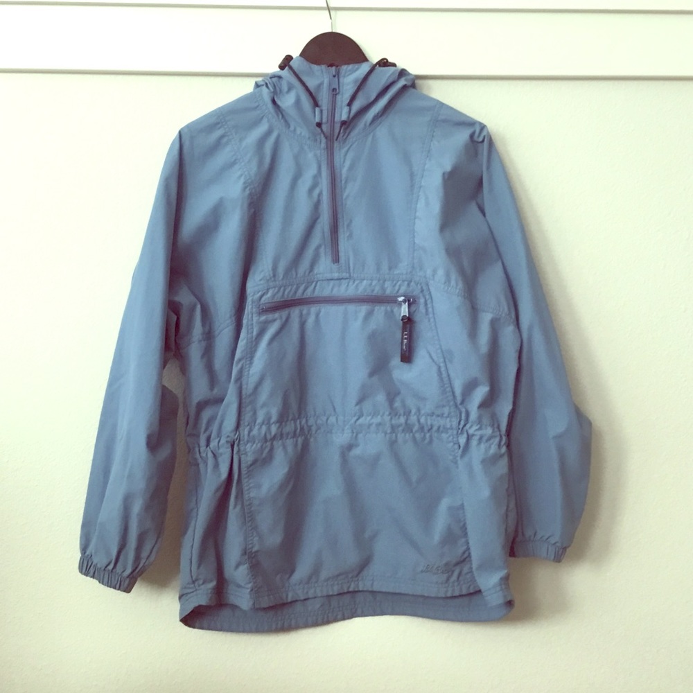 L.L. Bean Vintage Light Blue Rainjacket
