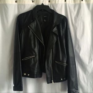 black faux leather forever 21 moto jacket