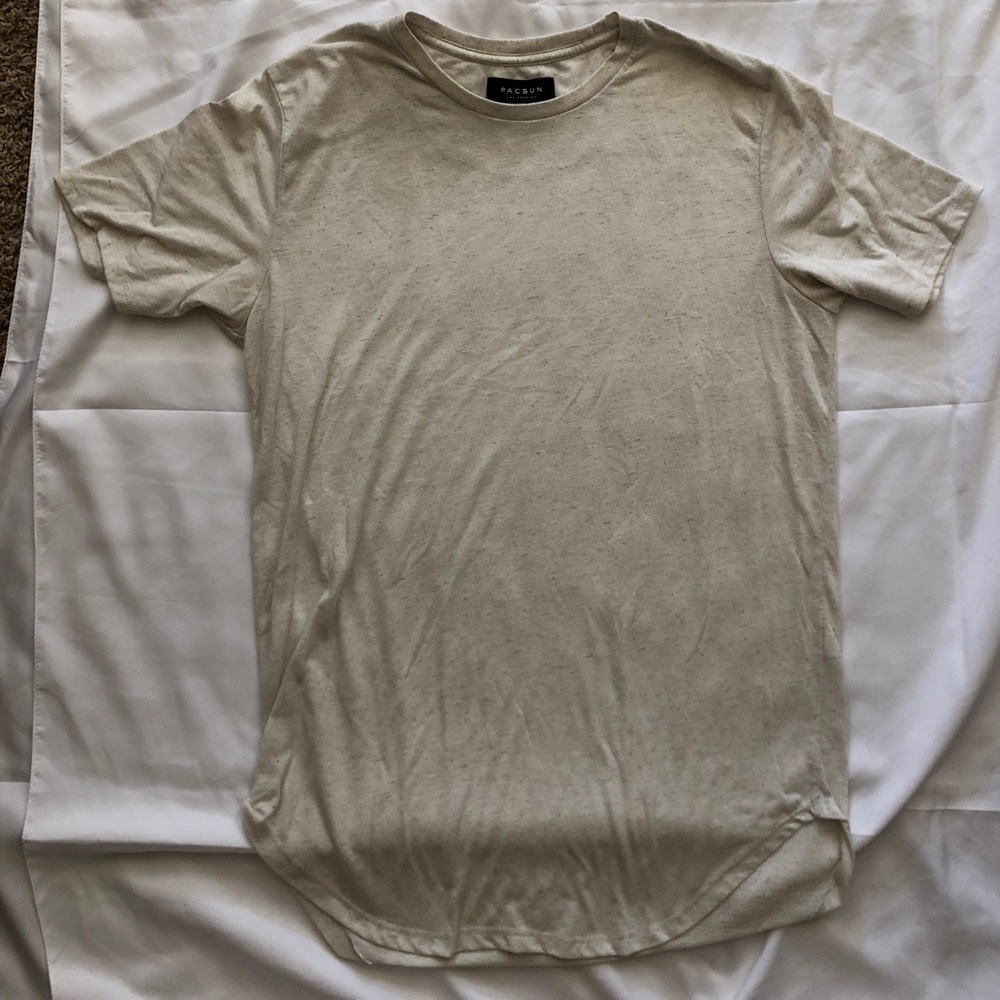 Basic creme extended length shirt