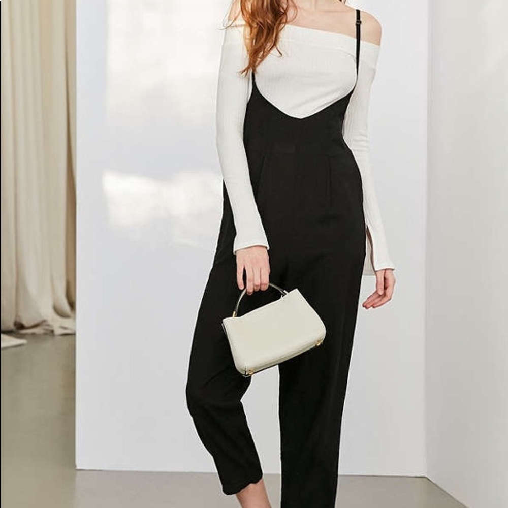 ISO!!! Silence+Noise carry overall suspender pant