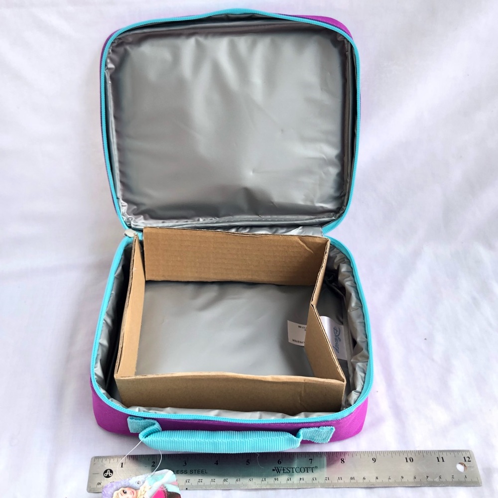 “Frozen” Lunch Box - Picture 3 of 4