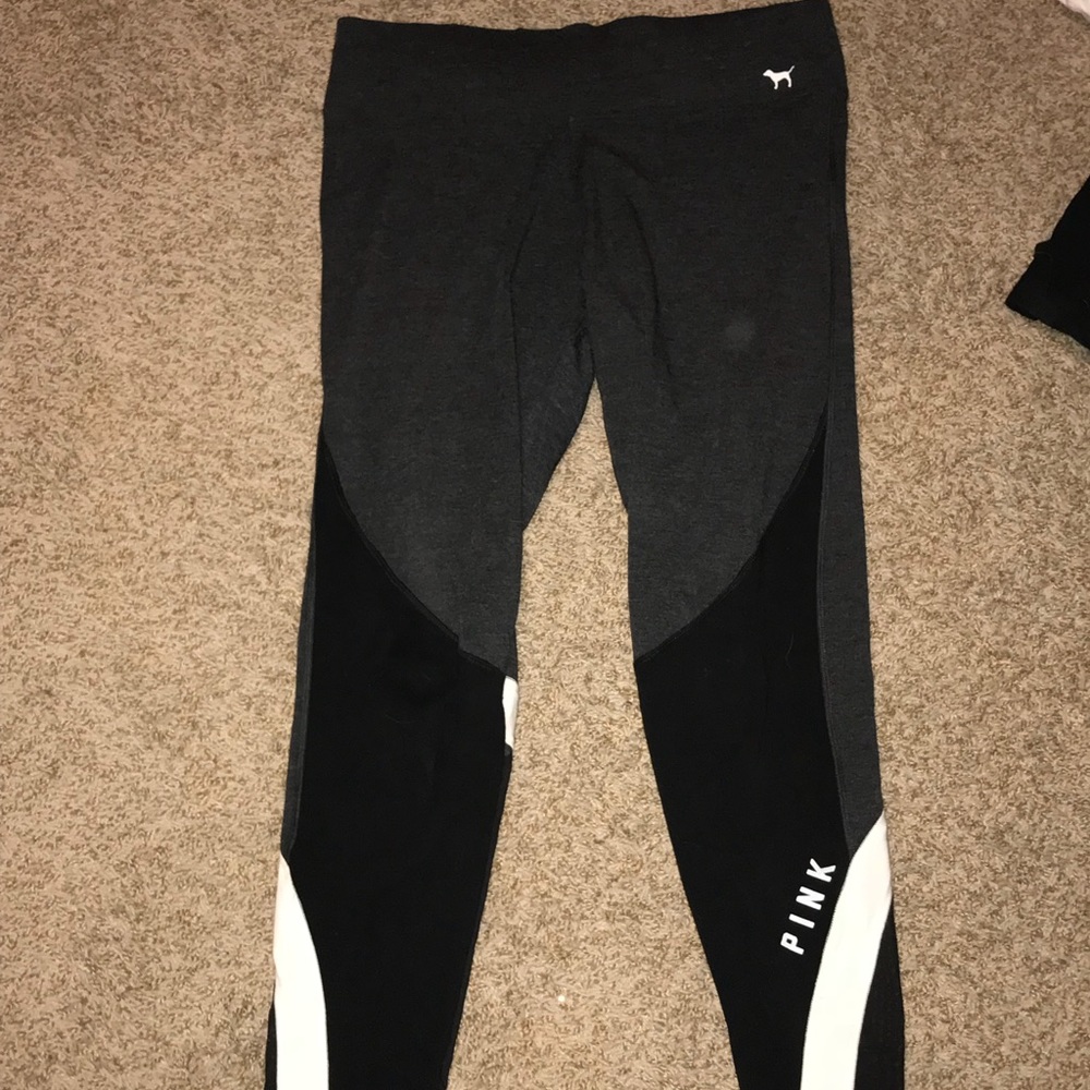 VICTORIA SECRET PINK LEGGINGS!
