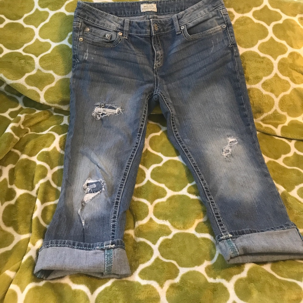 Aeropostale Cropped Jeans size 13/14