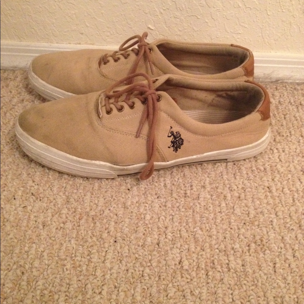 Shoes - Picture 2 of 4