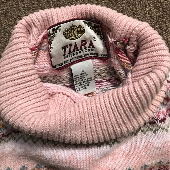 Sweater - Picture 3 of 3