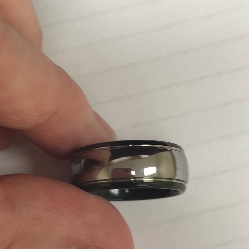 Men’s Tungsten wedding band