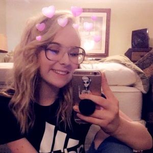 Meet your Posher, Bailey