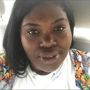 Meet your Posher, Lani