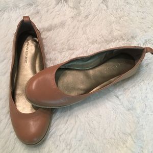 Banana Republic sz 6.5 ballet flats