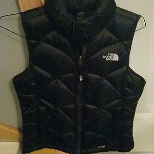 North face girls vest