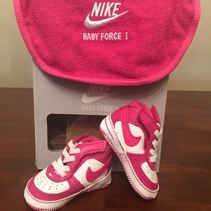 🎀Nike Baby Force 1 Sneakers🎀