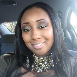 Meet your Posher, Kenyatta