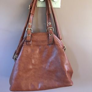 Brown leather shoulder bag