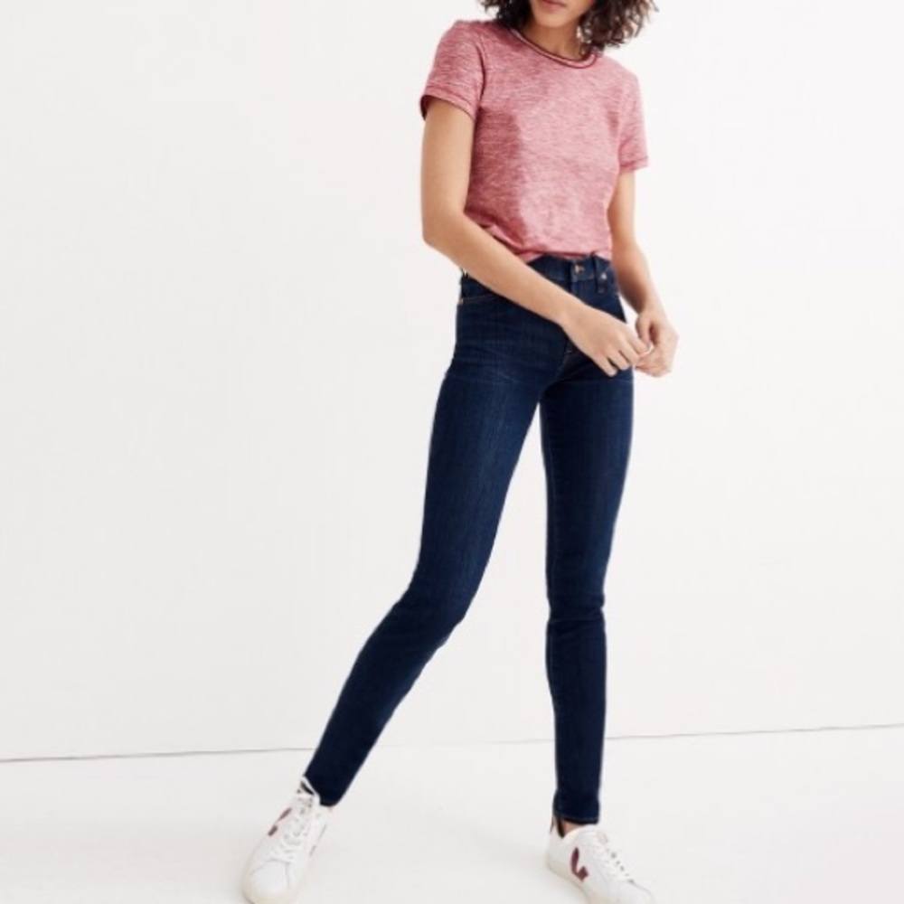 LIKE NEW Madewell 9-Inch Skinny Jeans