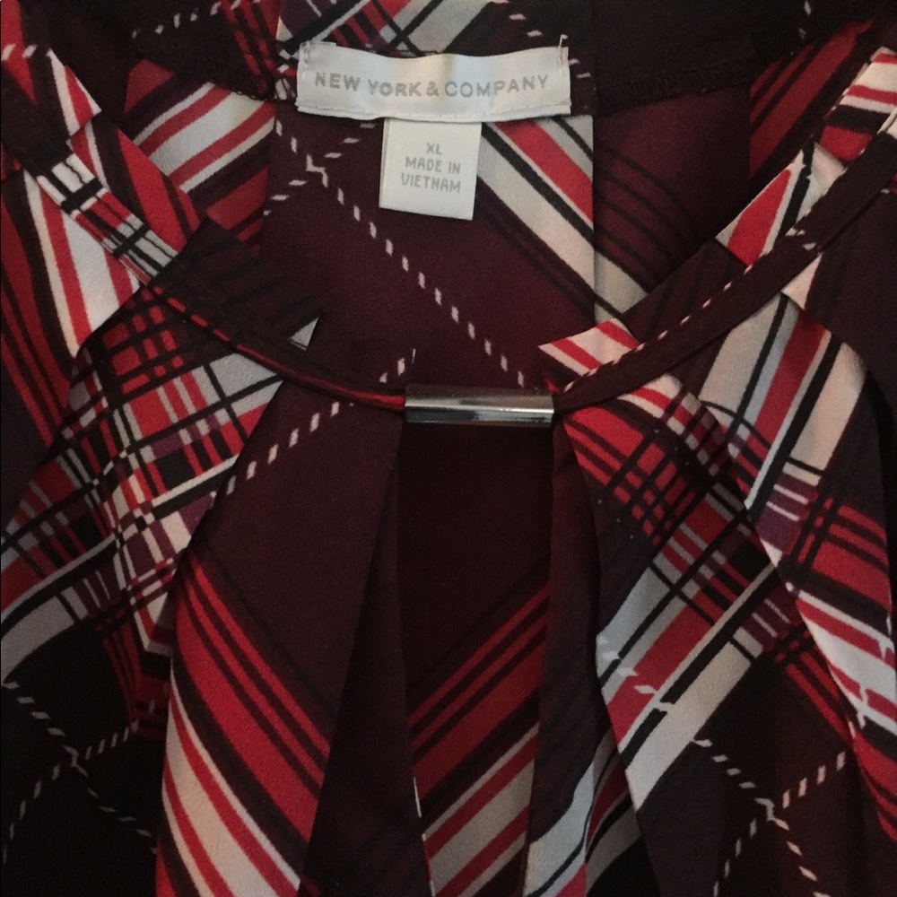 New York & Co. Lightweight blouse