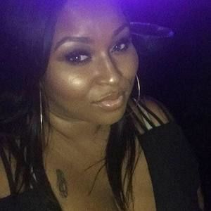 Meet your Posher, Aja