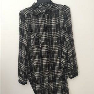 ASTR tunic button down