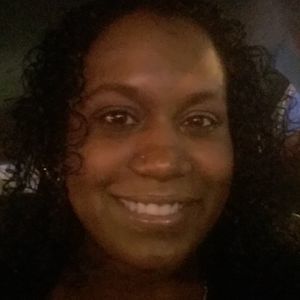 Meet your Posher, Alicia