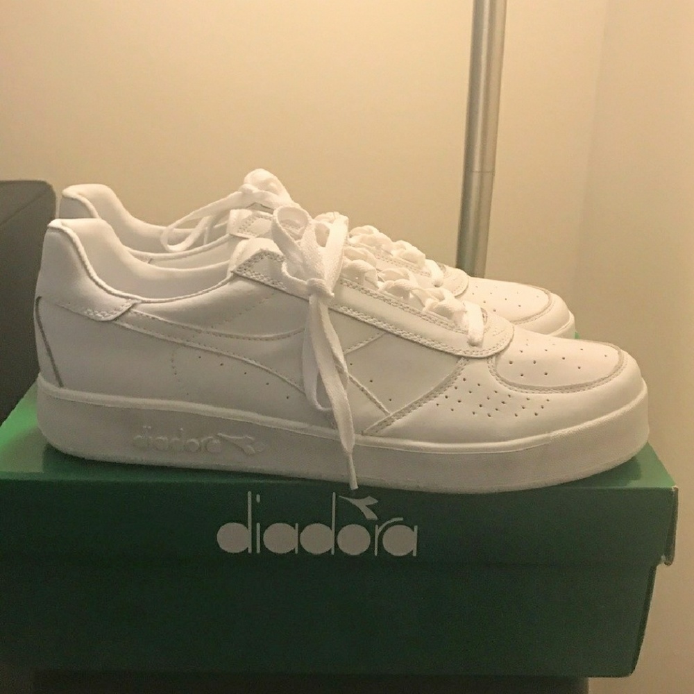 **New Diadora Men Sneakers**