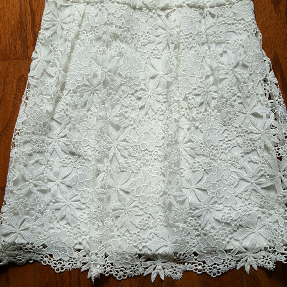 Dress - Picture 4 of 4
