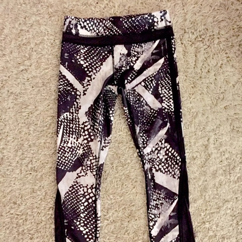 Lululemon Cropped capris