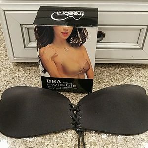 NWOT black size D bra
