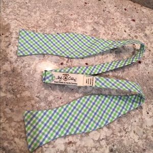 High Cotton Gingham Bow Tie