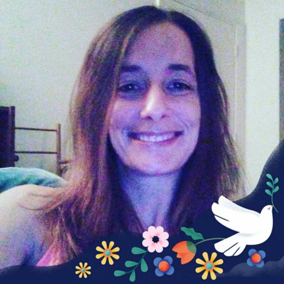Meet your Posher, April - Picture 1 of 1