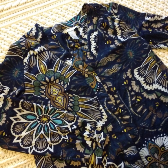 H&M Tops - H&M Navy Boho Autumn Button Shirt sz 4