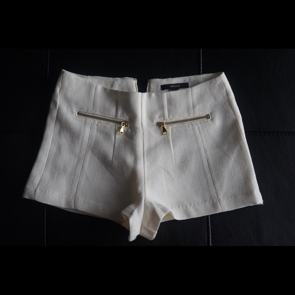 Forever 21 Dress Shorts (NEW)
