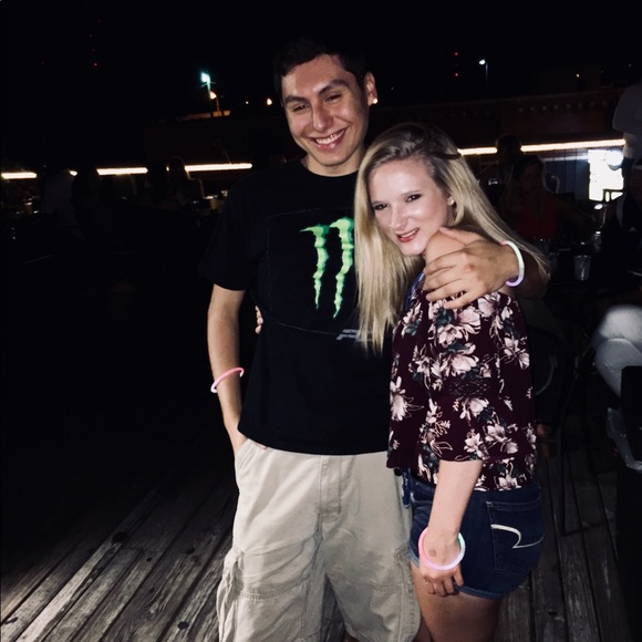 Meet your Posher, Julie - Picture 5 of 5