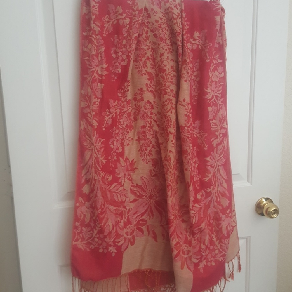 Pink double toned scarf