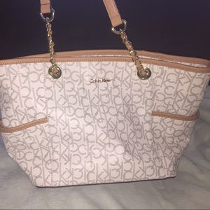 AUTHETIC CALVIN KLEIN PURSE