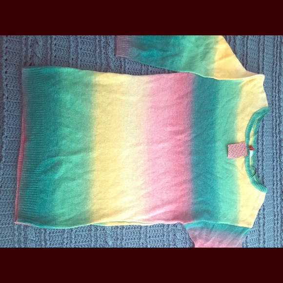 H&M Sweater - Picture 1 of 3