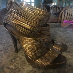 Chinese Laundry Gold Heels